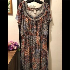American Rag dress with short sleeves Size 3x.